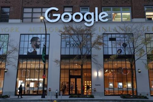 گوگل برای تبلیغات فریبکارانه درباره ی موبایل پیکسل 4 جریمه شد
