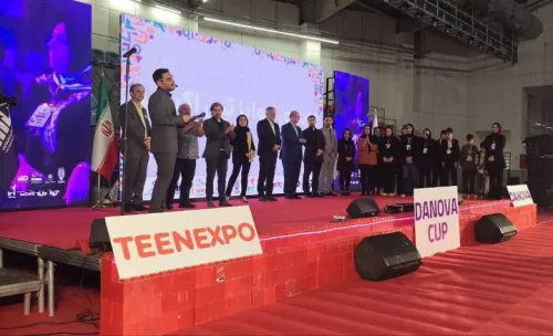 بالاترین های رویداد فناوری دانوا ۱۴۰۴ معرفی و مورد تقدیر قرار گرفتند